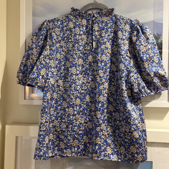 Never worn Ann Taylor floral blouse, size S - Picture 3 of 4